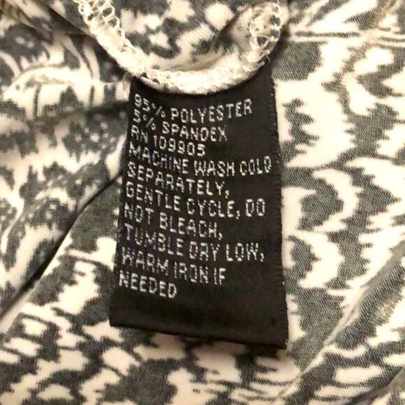 Essentials by Milano Black and White Dress Size Medium - Picture 8 of 9